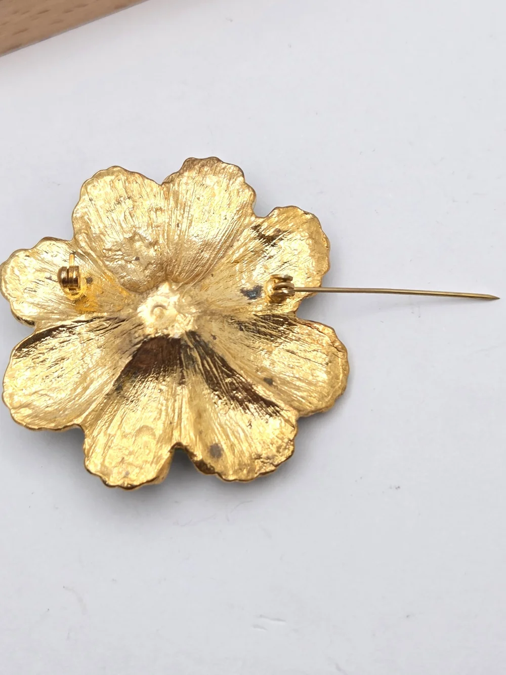 Vintage Enamel Green Flower Brooch AB Rhinestone Center Gold Tone Pin